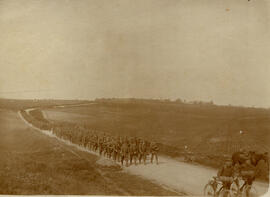 Infanterie-Regiment 127 auf dem Marsch